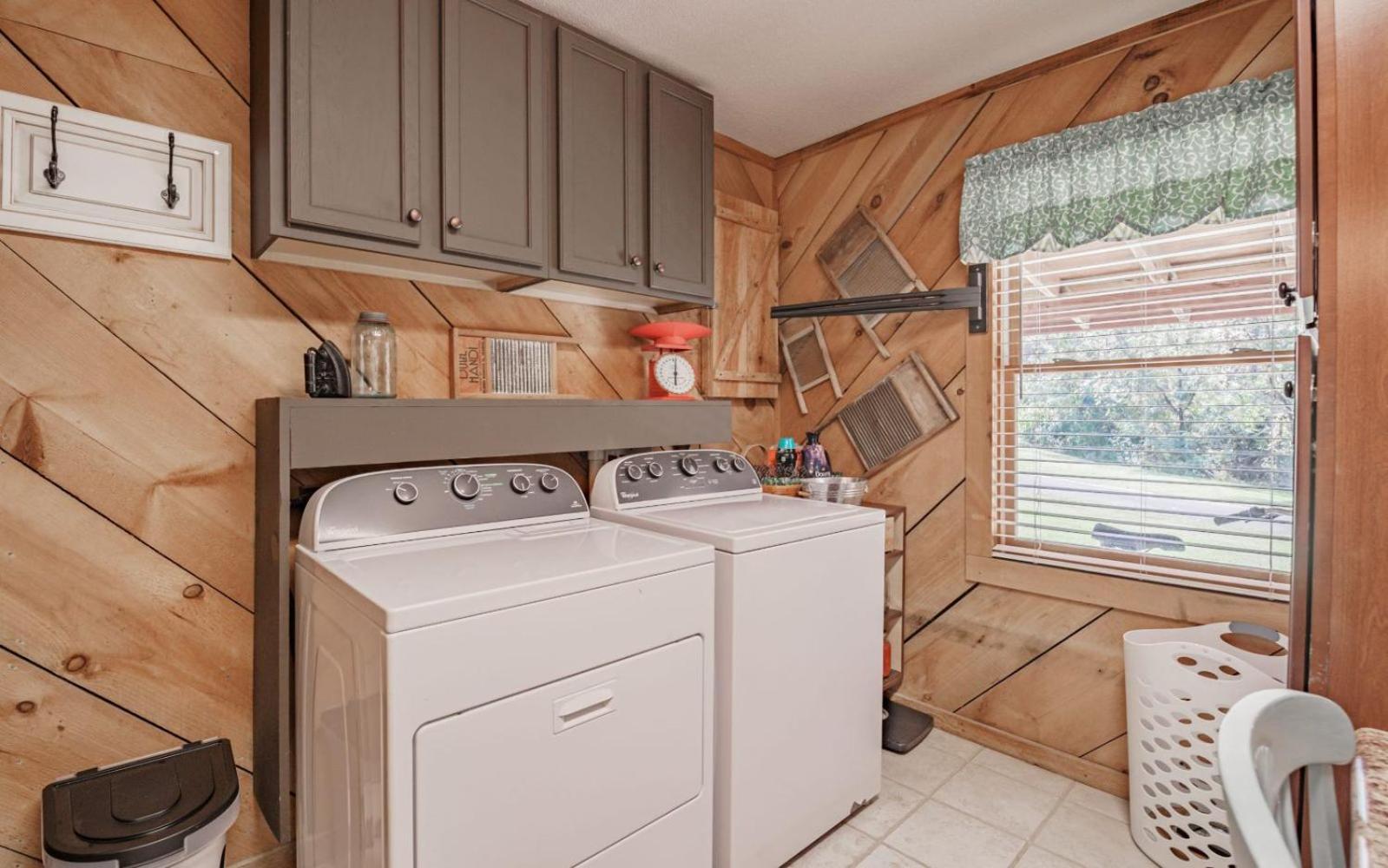 Wooded Bliss Hot Tub Single Level Cabin With No Steps Rocking Chairs And Wooded Views بيدجن فورج المظهر الخارجي الصورة