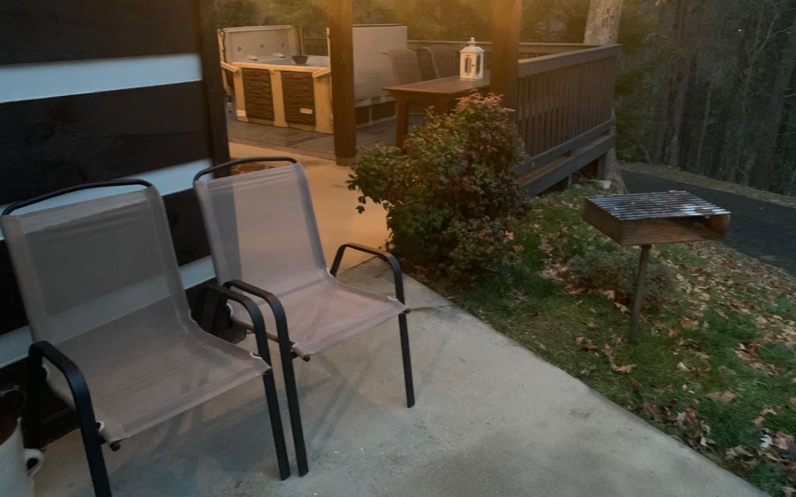 Wooded Bliss Hot Tub Single Level Cabin With No Steps Rocking Chairs And Wooded Views بيدجن فورج المظهر الخارجي الصورة