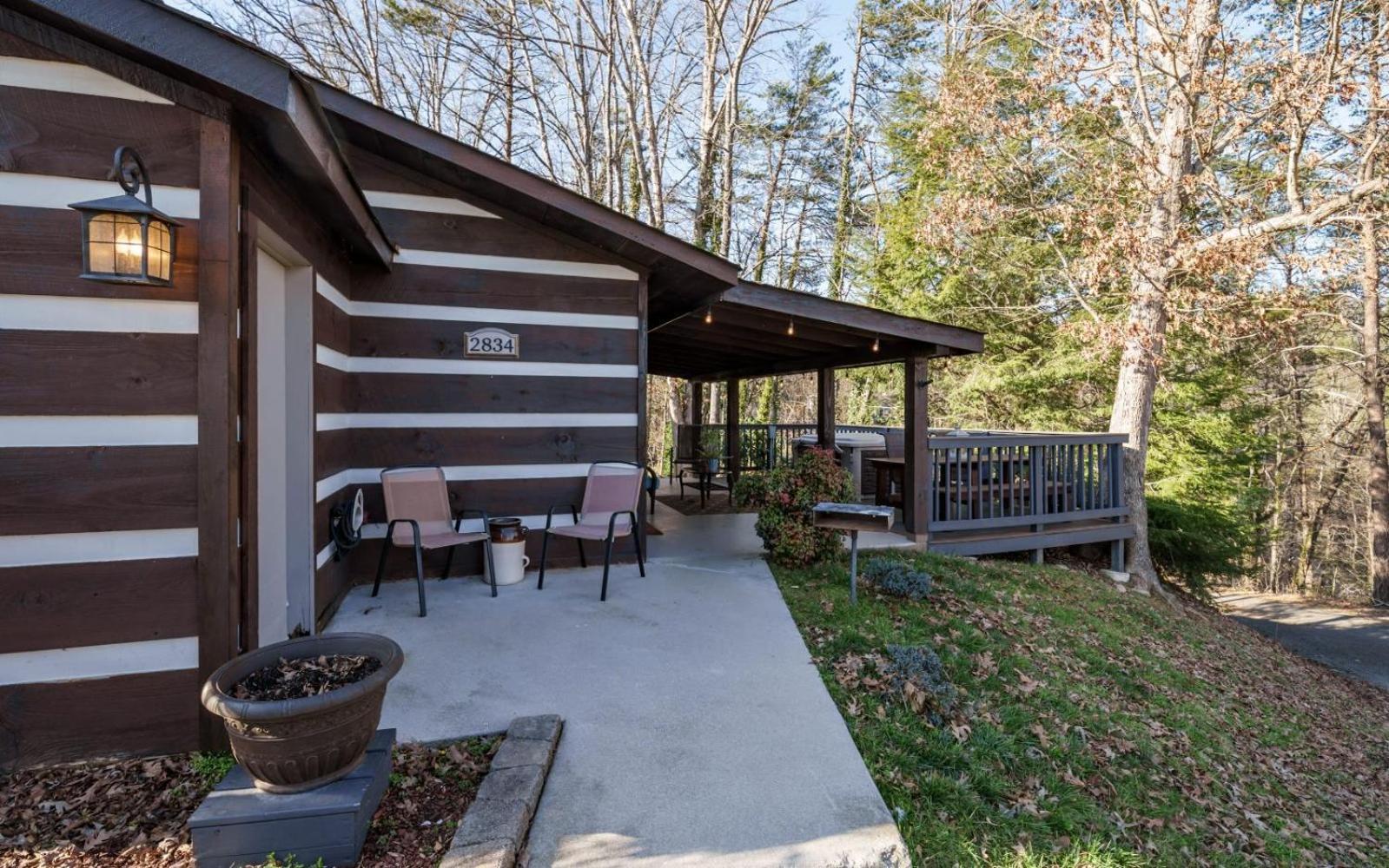 Wooded Bliss Hot Tub Single Level Cabin With No Steps Rocking Chairs And Wooded Views بيدجن فورج المظهر الخارجي الصورة